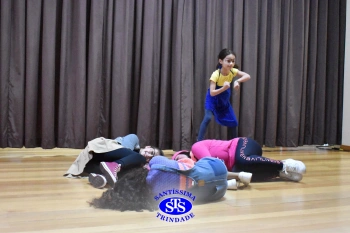 Lindas apresentações marcam o 22º Show de Talentos do Colégio Santíssima