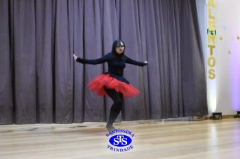 Lindas apresentações marcam o 22º Show de Talentos do Colégio Santíssima