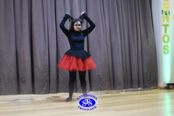 Lindas apresentações marcam o 22º Show de Talentos do Colégio Santíssima