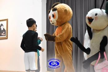 Meet and Greet com personagens da Systemic Bilingual