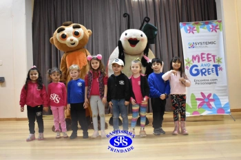 Meet and Greet com personagens da Systemic Bilingual