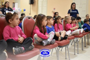 Pais criam coreografias para apresentar aos filhos | Inf. 3