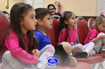 Pais criam coreografias para apresentar aos filhos | Inf. 3