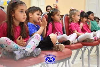 Pais criam coreografias para apresentar aos filhos | Inf. 3