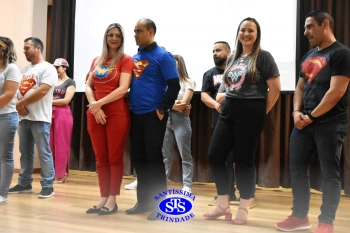 Pais criam coreografias para apresentar aos filhos | Inf. 3