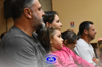 Pais criam coreografias para apresentar aos filhos | Inf. 3