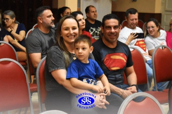 Pais criam coreografias para apresentar aos filhos | Inf. 3