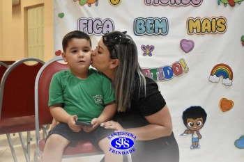 Pais criam coreografias para apresentar aos filhos | Inf. 3