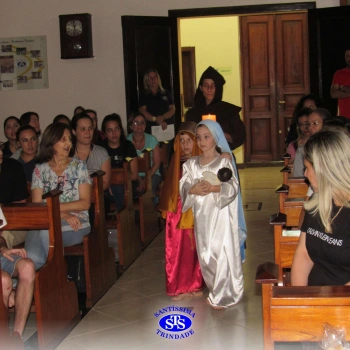 Celebração Natalina com os Profissionais do Colégio 