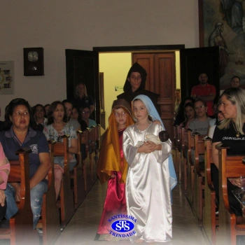 Celebração Natalina com os Profissionais do Colégio 