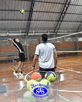 Equipes esportivas iniciam treinos de forma intensa e com determinação