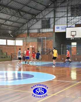 Equipes esportivas iniciam treinos de forma intensa e com determinação