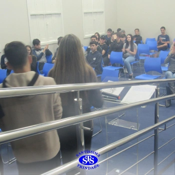 Revistas temáticas são produzidas pelos alunos do Novo Ensino Médio