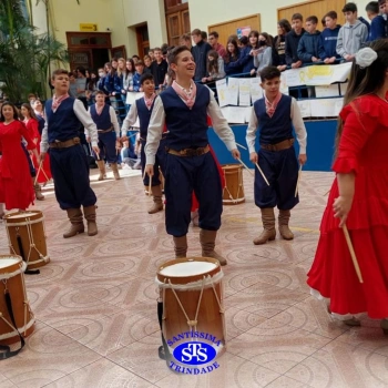 Invernadas artísticas do CTG Querência da Serra encantam com suas apresentações 