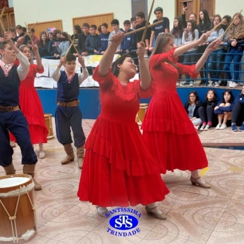 Invernadas artísticas do CTG Querência da Serra encantam com suas apresentações 