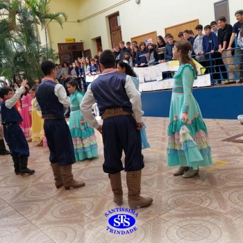 Invernadas artísticas do CTG Querência da Serra encantam com suas apresentações 
