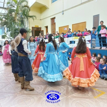 Invernadas artísticas do CTG Querência da Serra encantam com suas apresentações 