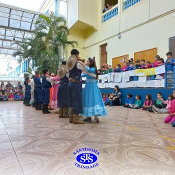 Invernadas artísticas do CTG Querência da Serra encantam com suas apresentações 