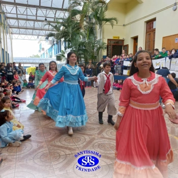 Invernadas artísticas do CTG Querência da Serra encantam com suas apresentações 
