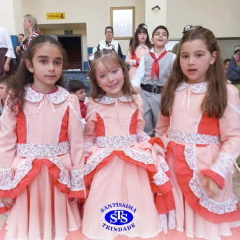 Invernadas artísticas do CTG Querência da Serra encantam com suas apresentações 
