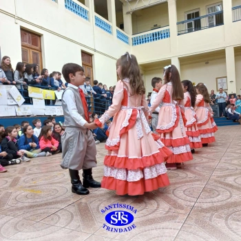 Invernadas artísticas do CTG Querência da Serra encantam com suas apresentações 