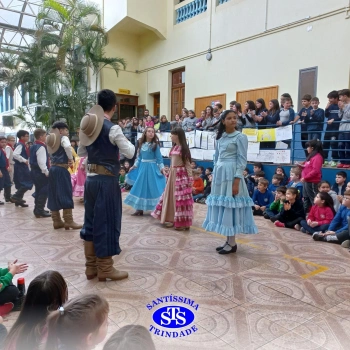 Invernadas artísticas do CTG Querência da Serra encantam com suas apresentações 