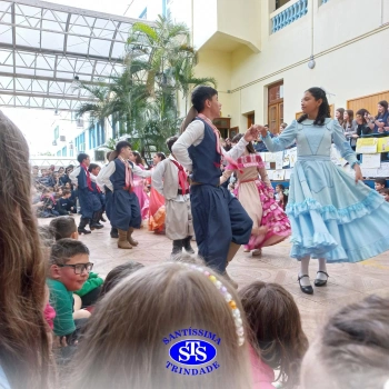 Invernadas artísticas do CTG Querência da Serra encantam com suas apresentações 