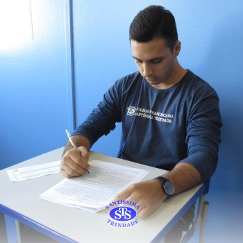 Alunos do Ensino Médio realizam simulado