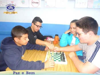 7º ano - Do Xadrez de Tabuleiro ao Xadrez Humano