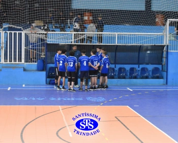 Equipes de Voleibol conquistam 4 troféus nos Jogos Escolares