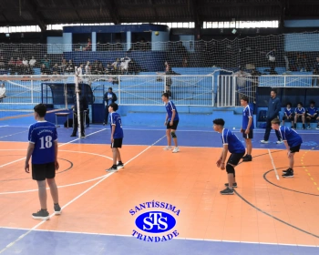 Equipes de Voleibol conquistam 4 troféus nos Jogos Escolares