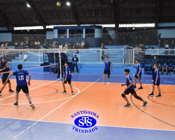 Equipes de Voleibol conquistam 4 troféus nos Jogos Escolares