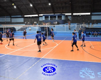 Equipes de Voleibol conquistam 4 troféus nos Jogos Escolares