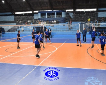 Equipes de Voleibol conquistam 4 troféus nos Jogos Escolares