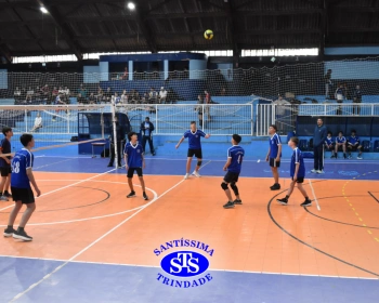 Equipes de Voleibol conquistam 4 troféus nos Jogos Escolares