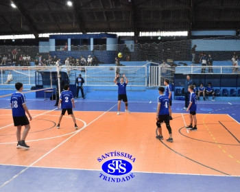 Equipes de Voleibol conquistam 4 troféus nos Jogos Escolares