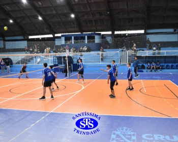 Equipes de Voleibol conquistam 4 troféus nos Jogos Escolares