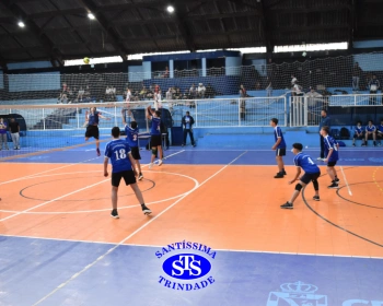 Equipes de Voleibol conquistam 4 troféus nos Jogos Escolares