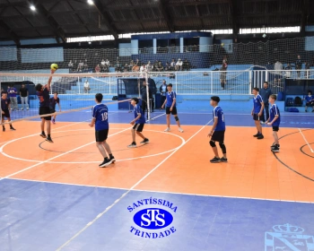 Equipes de Voleibol conquistam 4 troféus nos Jogos Escolares