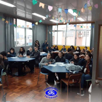 Um dia cheio de experiências para os alunos da 3ª série na UFN