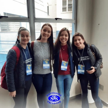Um dia cheio de experiências para os alunos da 3ª série na UFN