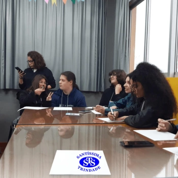 Um dia cheio de experiências para os alunos da 3ª série na UFN