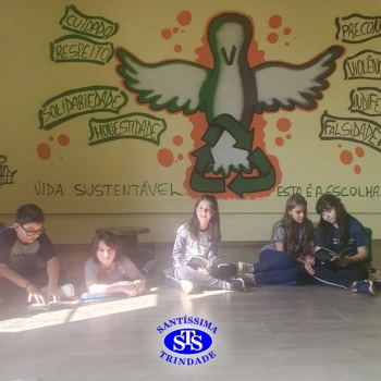 Estudantes se preparam para encontro com a escritora Léia Cassol