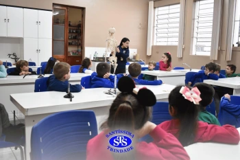 Aula no Laboratório de Ciência proporciona estudo dos animais | Inf. 5