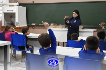 Aula no Laboratório de Ciência proporciona estudo dos animais | Inf. 5