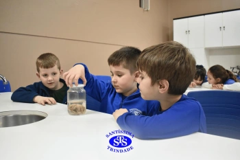 Aula no Laboratório de Ciência proporciona estudo dos animais | Inf. 5