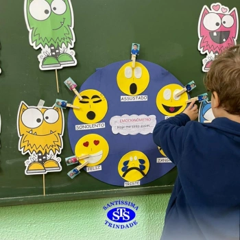 Infantil 3 | Emocionômetro auxilia crianças a identificar suas emoções