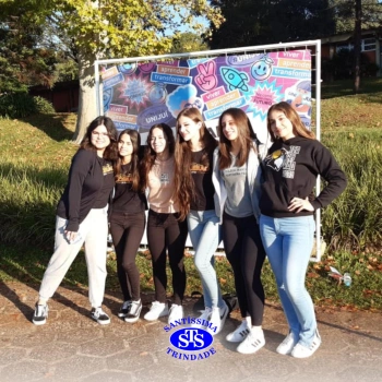 Alunos da 3ª série do Ensino Médio participam do Profissional do Futuro