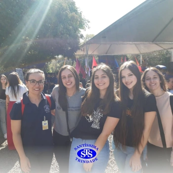 Alunos da 3ª série do Ensino Médio participam do Profissional do Futuro