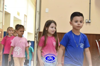 Festa do Caderno: Infantil 5B - Profª Tatiana